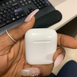 AirPod charging case